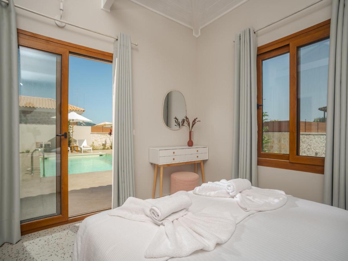 Villa Terra - Laganas Stone Villas Bagian luar foto